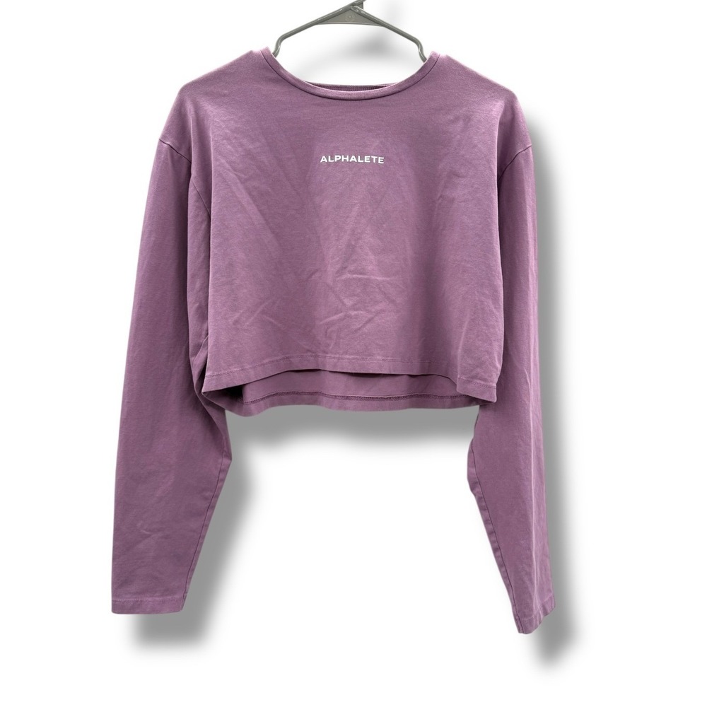 Alphalete Cropped Long Sleeve Shirt Medium Purple Lifestyle Fit‎ Athleisure